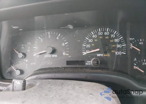 2000 Jeep Cherokee Sport z USA, uszkodzony, nr VIN 1J4FF48S1YL272745